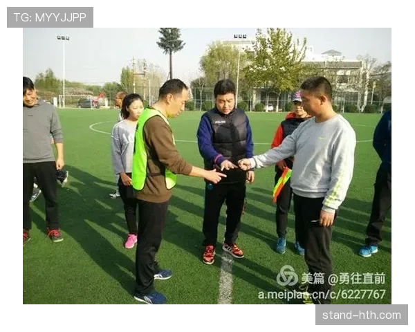 挑边规则:开赛前猜硬币决定什么?一文拆解足球选边逻辑 挑边规则:开赛前猜硬币决定什么?一文拆解足球选边逻辑