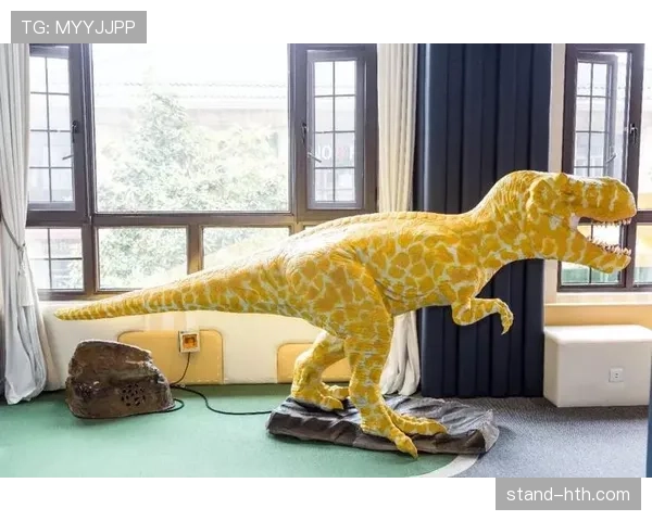 李冰洁训练完直接拎爱马仕去吃火锅？